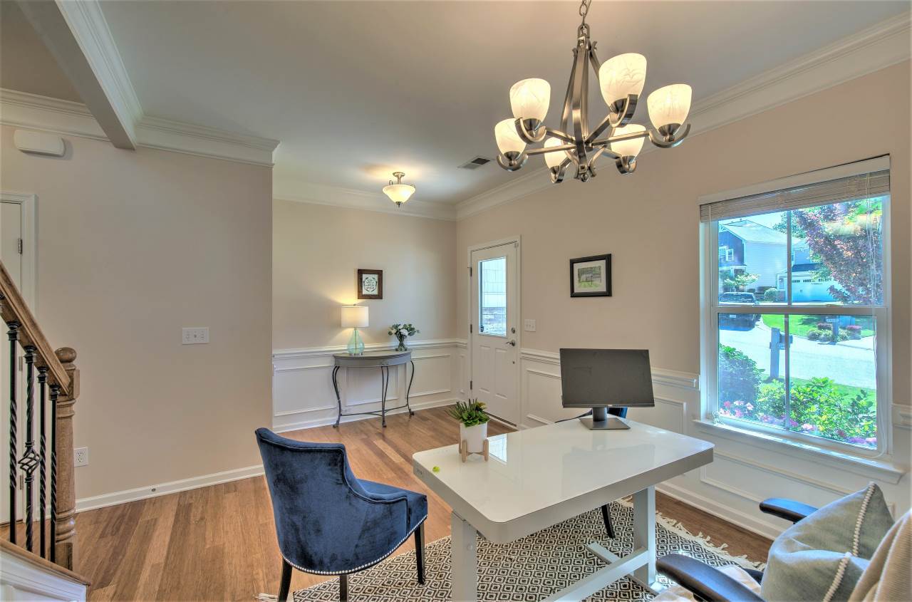 253 Barbours Lane Greenville, SC 29607 - Photo 5 of 35