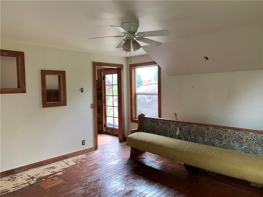 19684 Cook Road Burlington, WA 98233 - Photo 6 of 15 Gallery Image 6