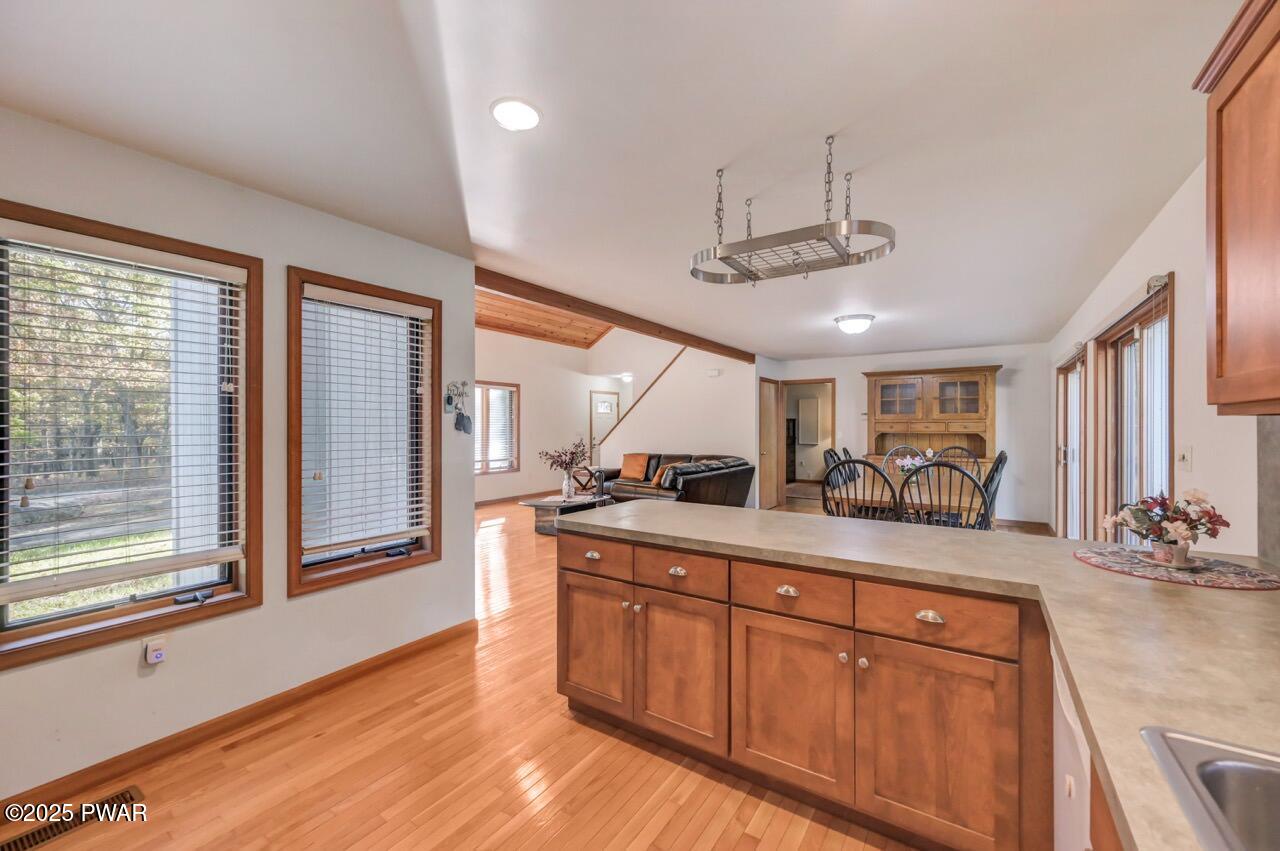 2124 Oaktree Lane Bushkill, PA 18324 - Photo 24 of 53