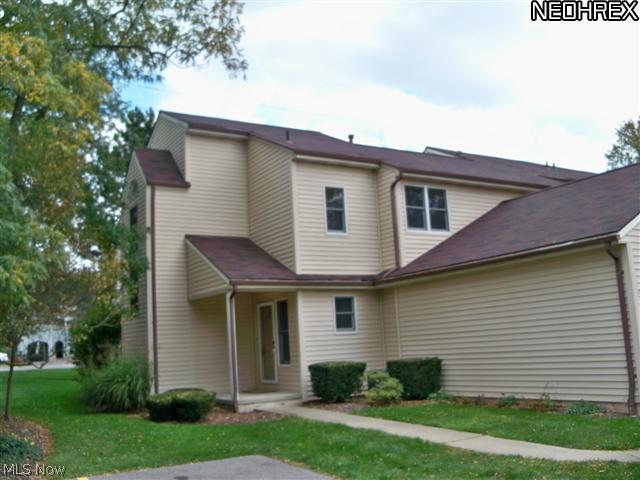 1938 Lillian Road Stow, OH 44224 - Photo 1 of 22 Gallery Image 1