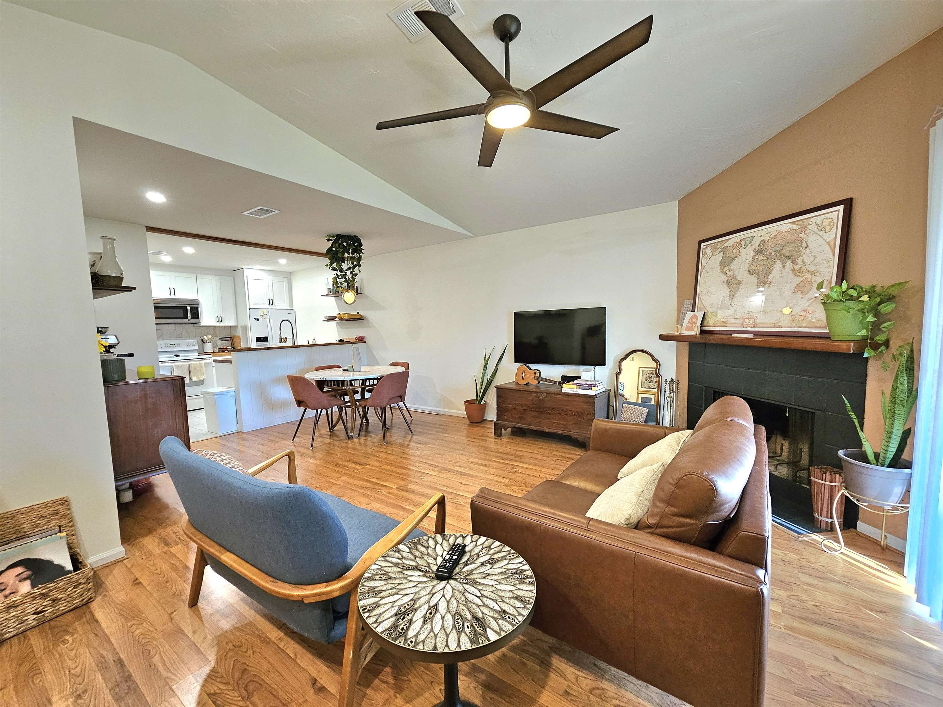 1571 Stone Road, Unit 1C Tallahassee, FL 32303 - Photo 12 of 17 Gallery Image 12