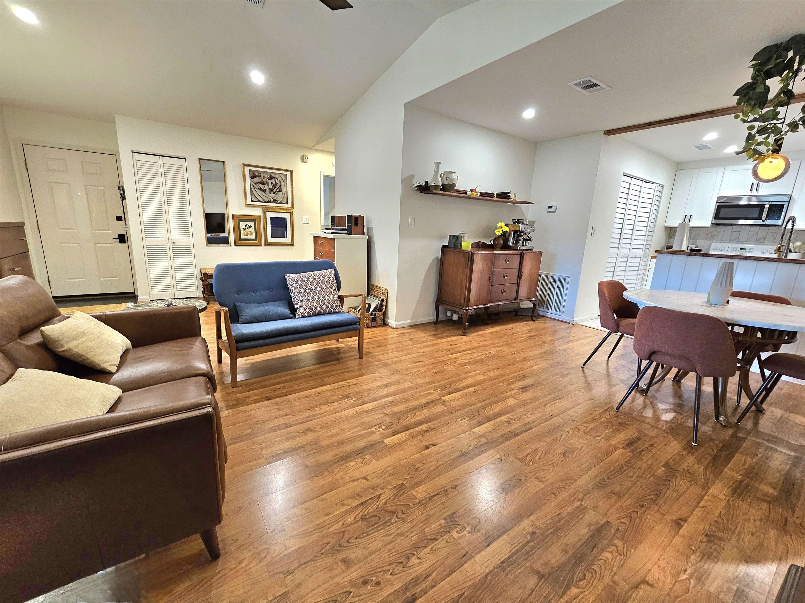 1571 Stone Road, Unit 1C Tallahassee, FL 32303 - Photo 13 of 17 Gallery Image 13