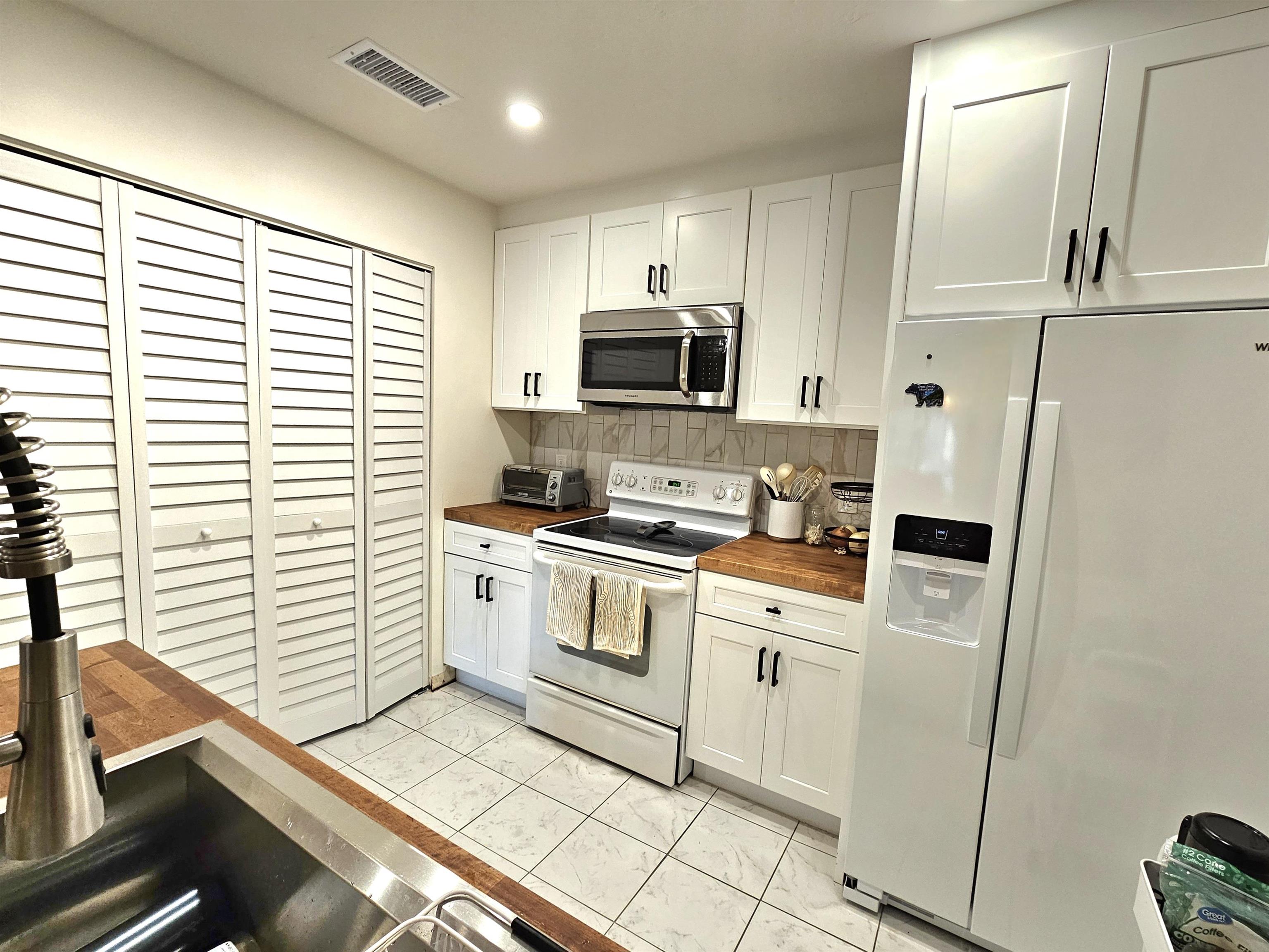 1571 Stone Road, Unit 1C Tallahassee, FL 32303 - Photo 16 of 17 Gallery Image 16