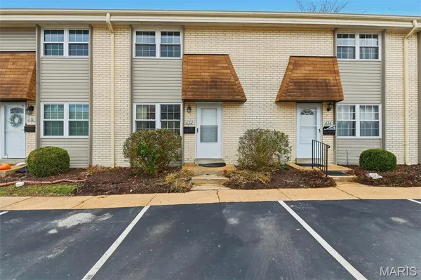 $140,000 | 832 Wendevy Drive, Ballwin, MO 63011