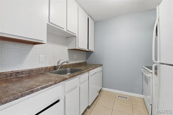 $140,000 | 832 Wendevy Drive, Ballwin, MO 63011