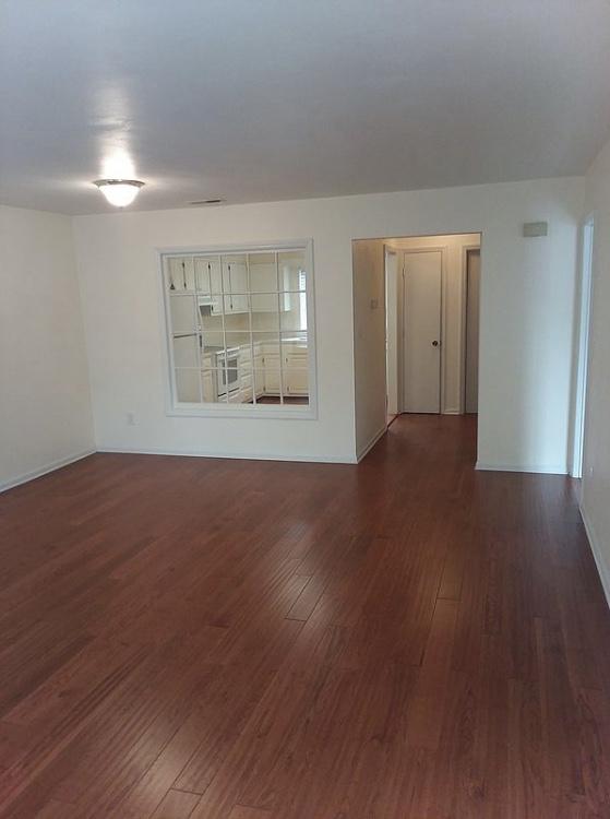 2415 Post Oak Road Salem, VA 24153 - Photo 4 of 15 Family Room