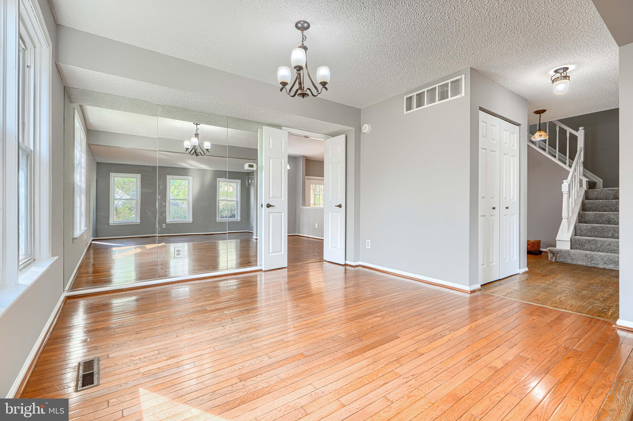262 Hunters Ridge Road Lutherville-Timonium, MD 21093 - Photo 11 of 79
