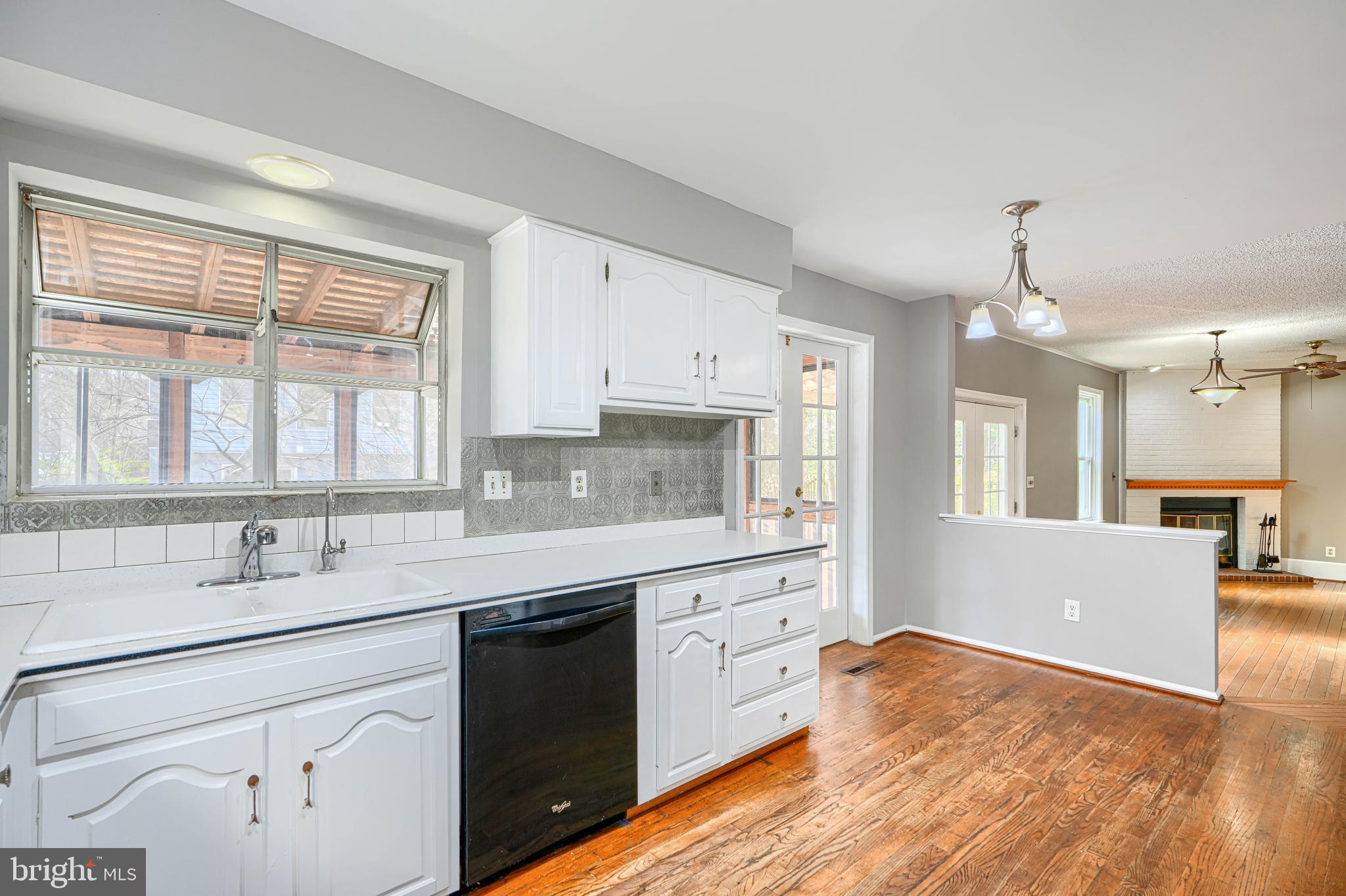 262 Hunters Ridge Road Lutherville-Timonium, MD 21093 - Photo 17 of 79