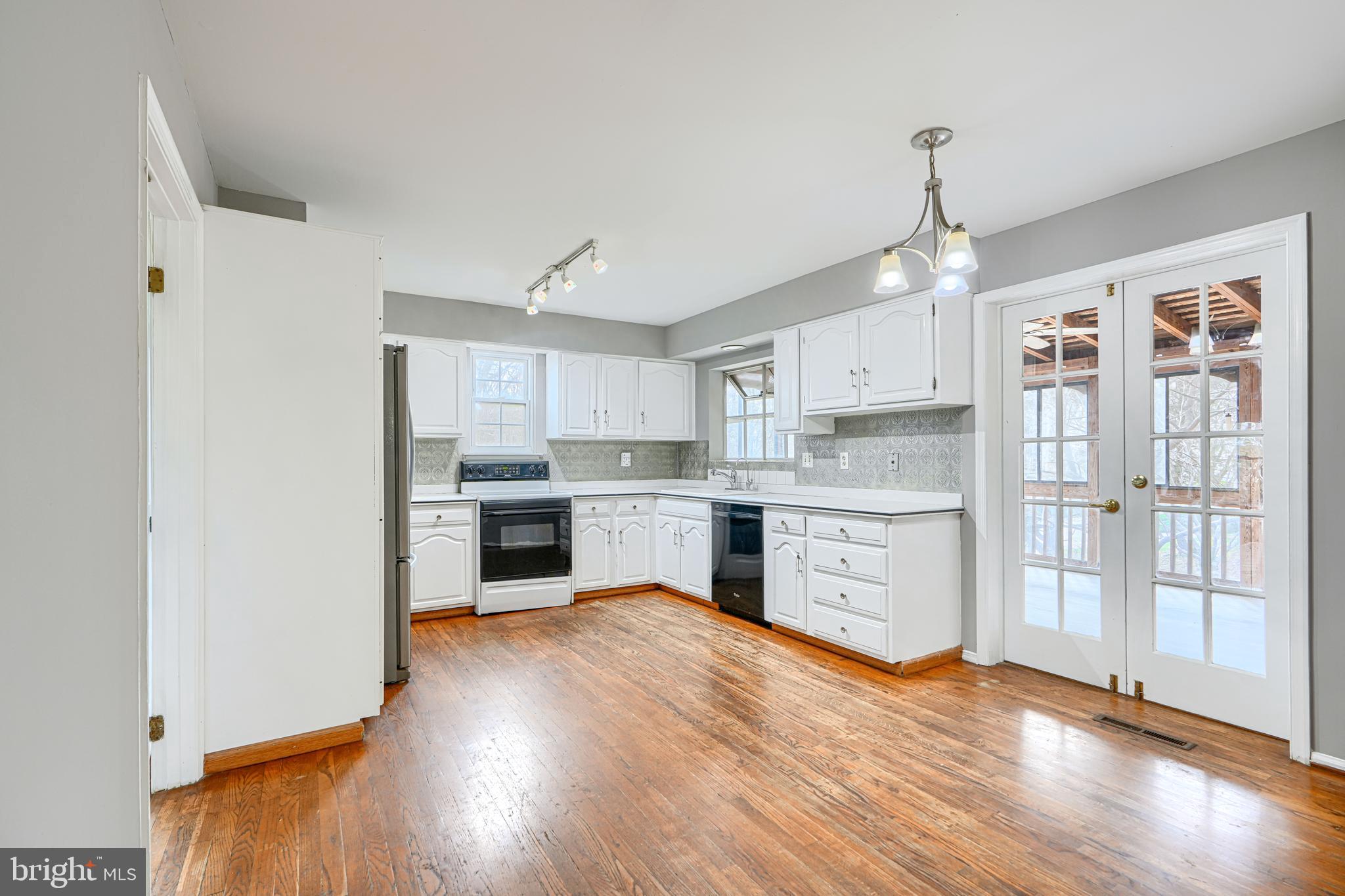 262 Hunters Ridge Road Lutherville-Timonium, MD 21093 - Photo 19 of 79