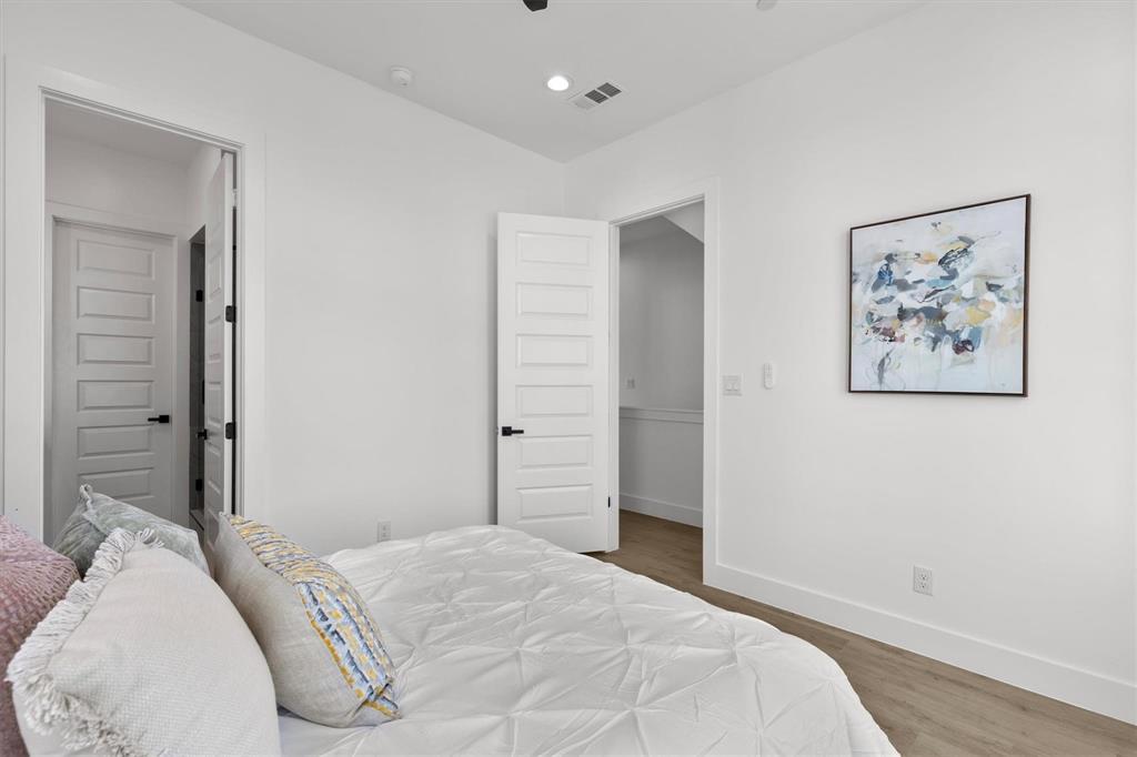 723 West 10th Street, Unit 101 Dallas, TX 75208 - Photo 20 of 36