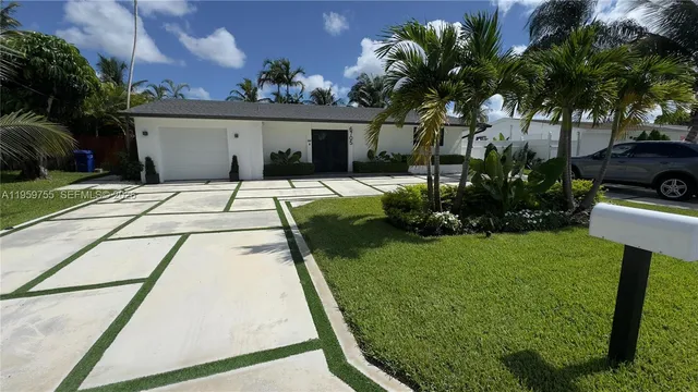 a view of a porch with a yard