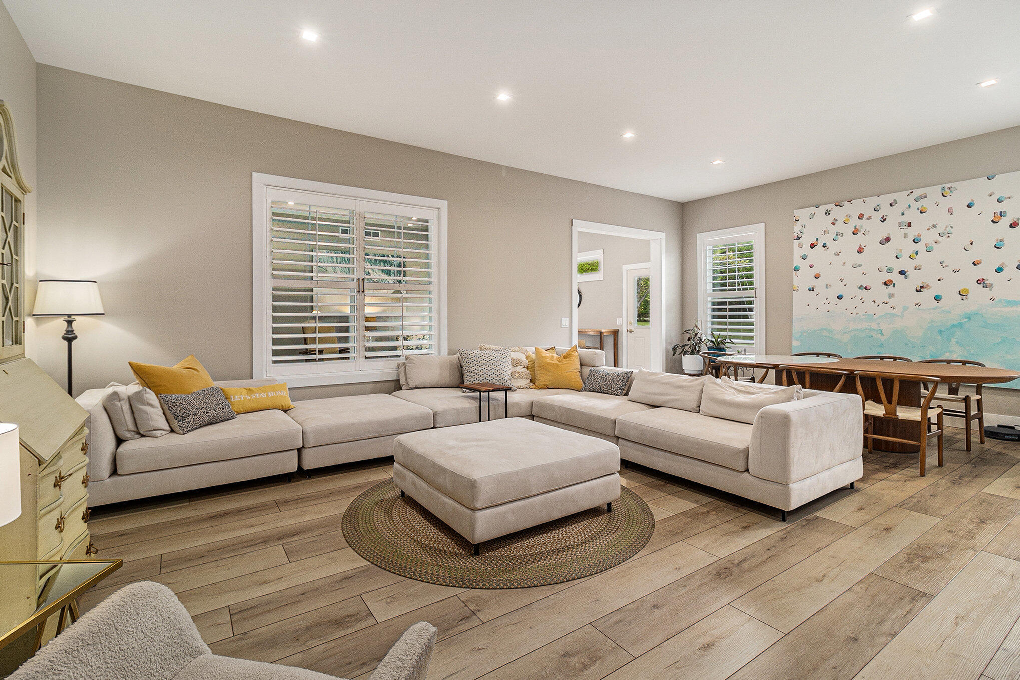 5407 Sioux Road Pentwater, MI 49449 - Photo 12 of 36 Living Room