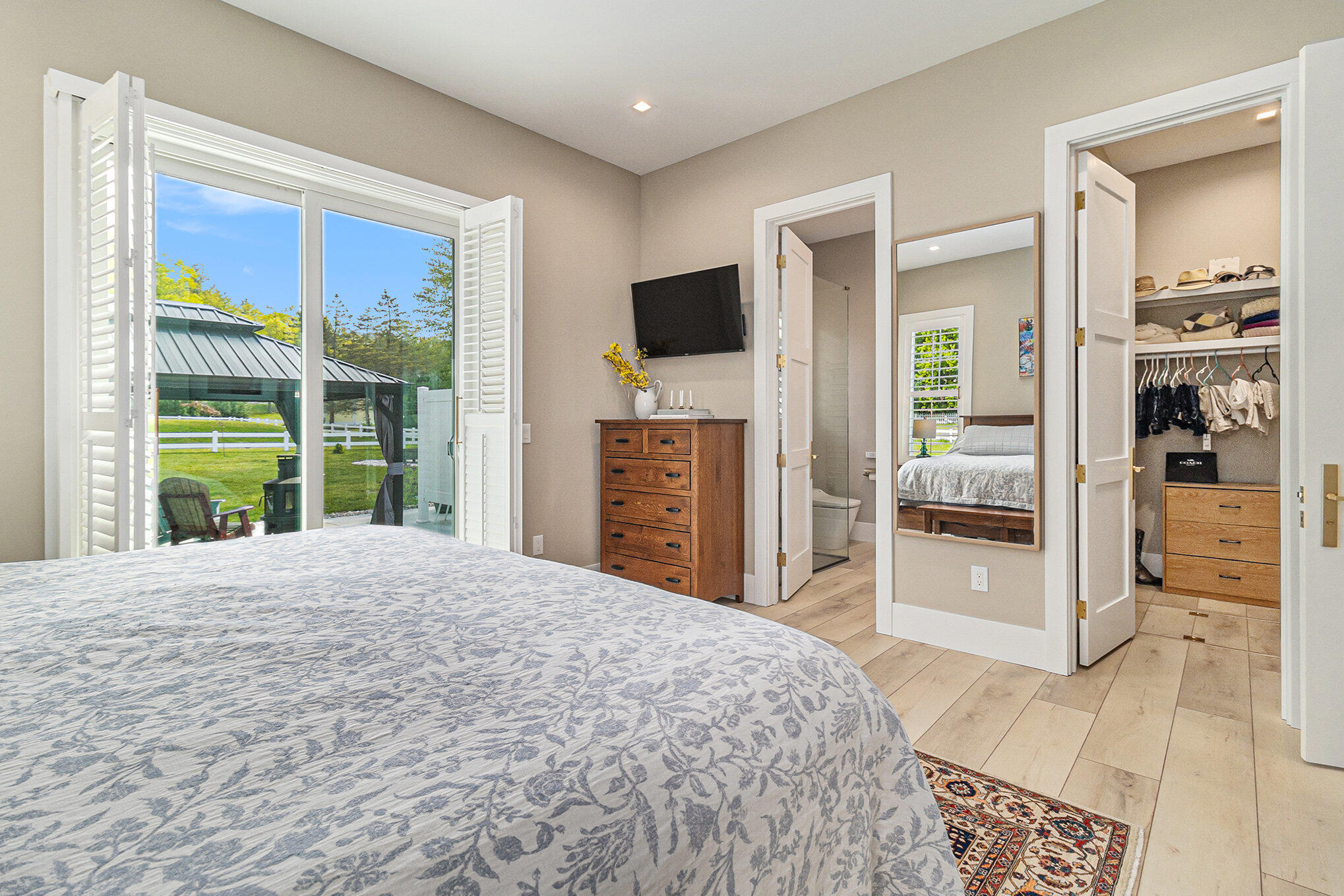 5407 Sioux Road Pentwater, MI 49449 - Photo 19 of 36 Primary Bedroom