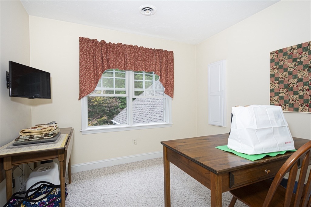 107 Old Schoolhouse Road Oakham, MA 01068 - Photo 17 of 41 Gallery Image 17