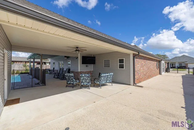 $492,000 | 188 Lansdown Drive, Houma, LA 70360