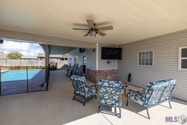 $492,000 | 188 Lansdown Drive, Houma, LA 70360