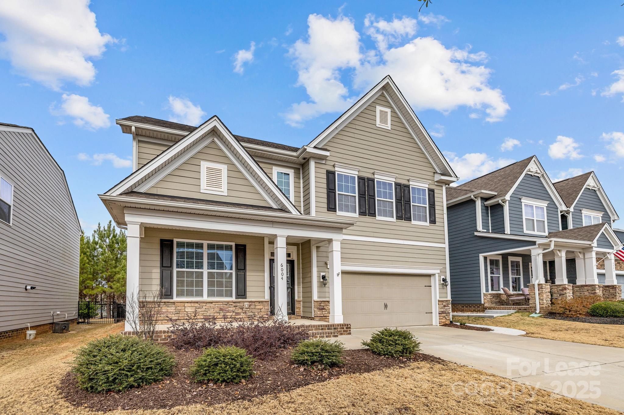 6004 Oakmere Road Waxhaw, NC 28173 - Photo 2 of 45