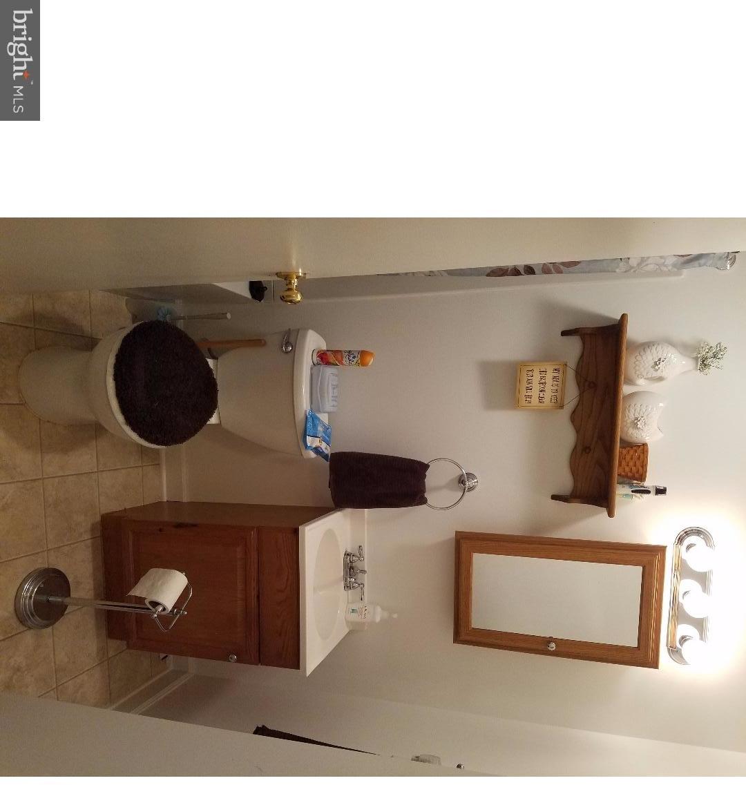 46 Craig Road New Castle, DE 19720 - Photo 14 of 19 Bathroom
