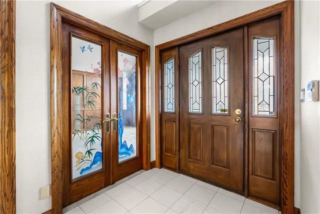 $725,000 | 2309 West 127th Street, Leawood, KS 66209