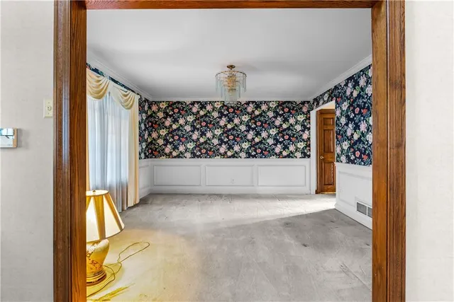 $725,000 | 2309 West 127th Street, Leawood, KS 66209