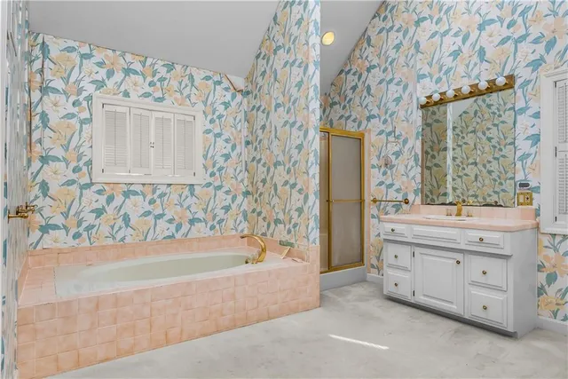 $725,000 | 2309 West 127th Street, Leawood, KS 66209