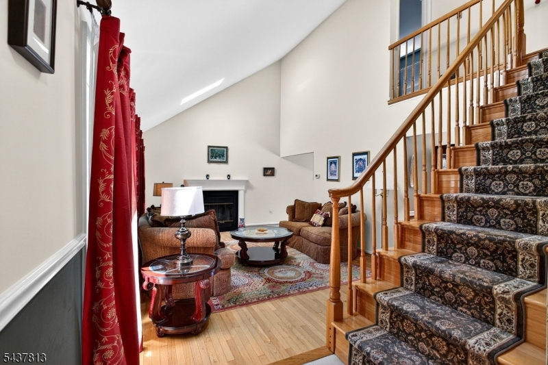 15 Hampton Court Bernards, NJ 07920 - Photo 16 of 45