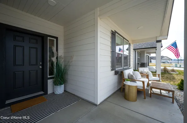 $540,000 | 16037 North Hadley Loop, Rathdrum, ID 83858