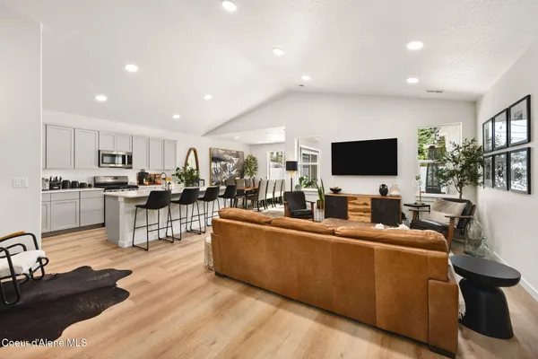 $540,000 | 16037 North Hadley Loop, Rathdrum, ID 83858