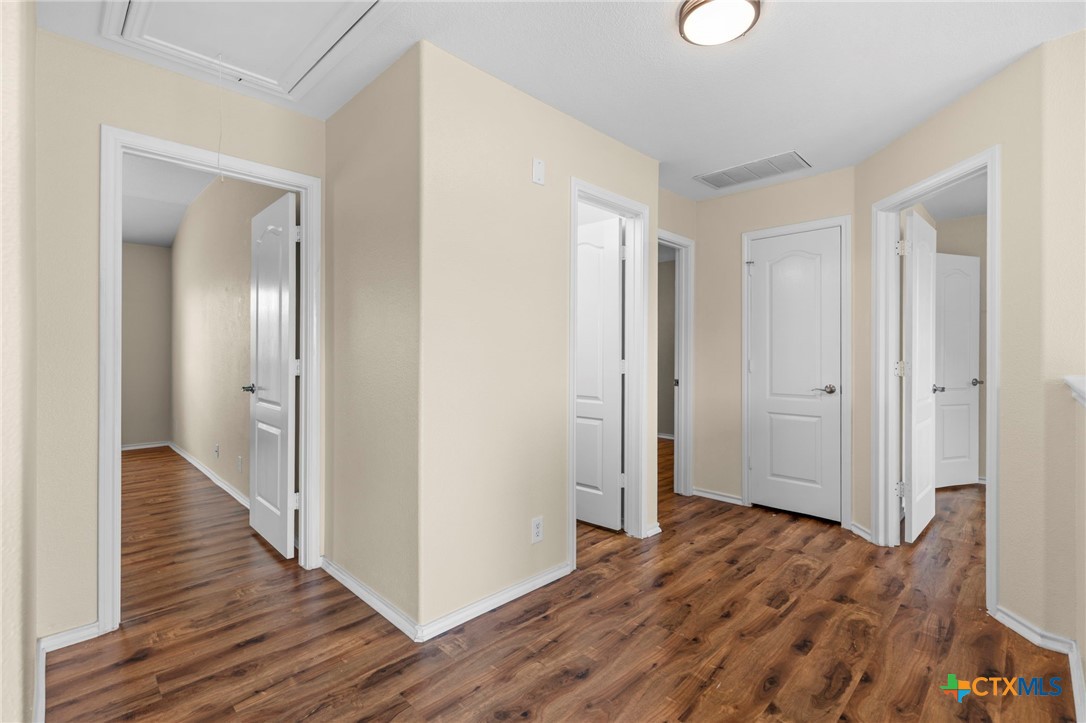 300 Rustic Trail Cibolo, TX 78108 - Photo 12 of 32