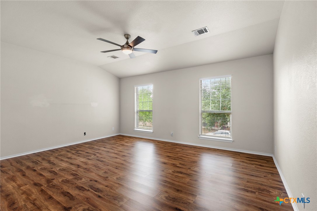 300 Rustic Trail Cibolo, TX 78108 - Photo 13 of 32 Primary Bedroom