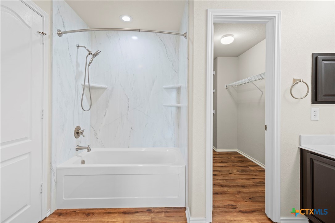 300 Rustic Trail Cibolo, TX 78108 - Photo 17 of 32