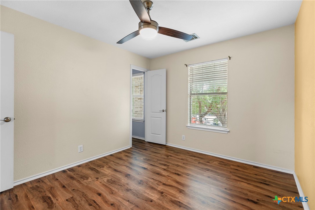 300 Rustic Trail Cibolo, TX 78108 - Photo 23 of 32