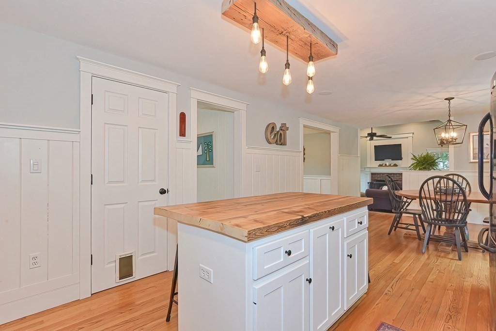 1109 Marston Road Northbridge, MA 01588 - Photo 10 of 36 Gallery Image 10