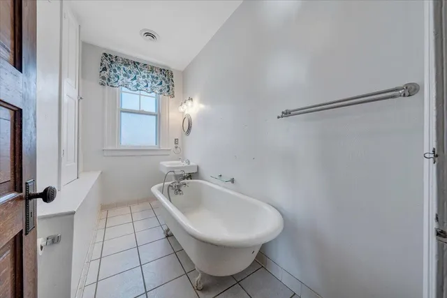 $475,000 | 501 Roanoke Boulevard, Salem, VA 24153