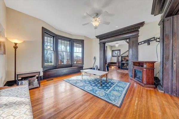 $454,950 | 501 Roanoke Boulevard, Salem, VA 24153