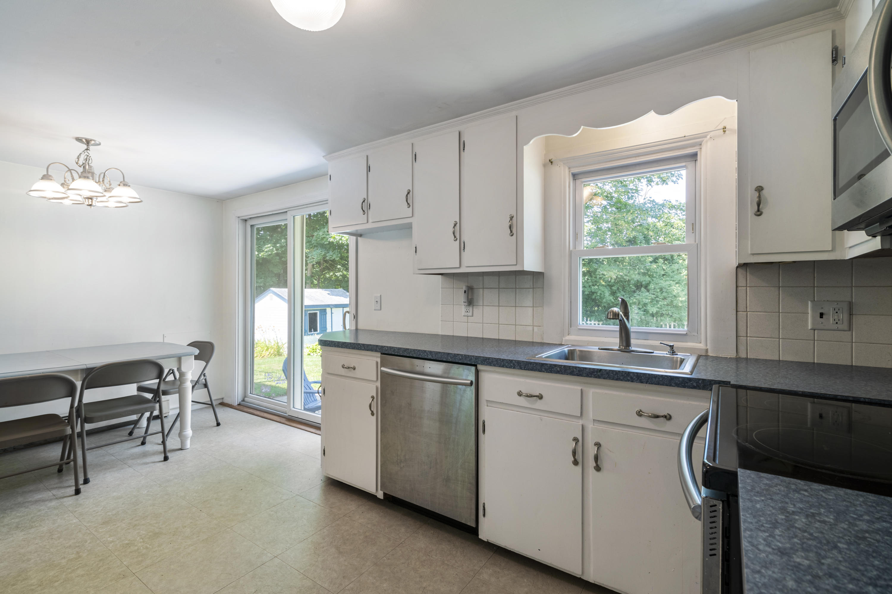 4 Raydon Road York, ME 03909 - Photo 7 of 30 FGB_9379