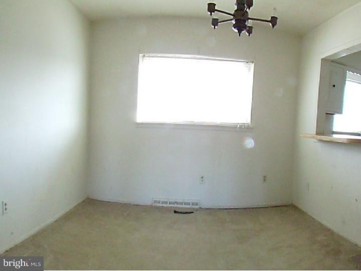 240 Colgate Avenue Pemberton, NJ 08068 - Photo 4 of 16 Dining Room
