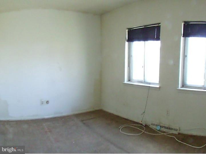 240 Colgate Avenue Pemberton, NJ 08068 - Photo 7 of 16 Bedroom - Main