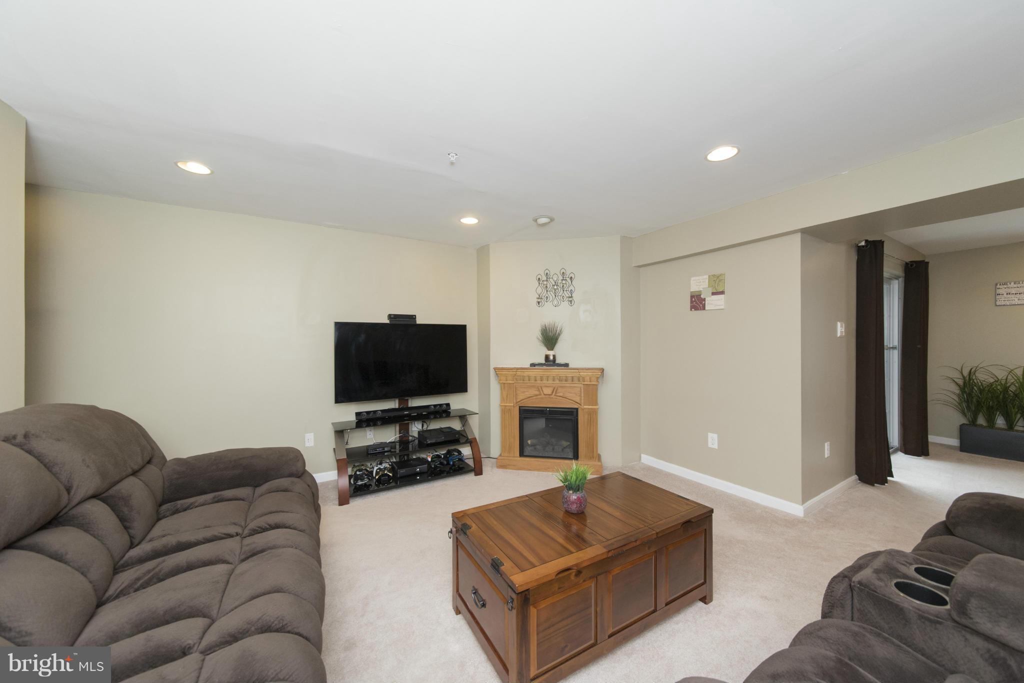 746 Shallow Ridge Court Abingdon, MD 21009 - Photo 23 of 30 Family Room