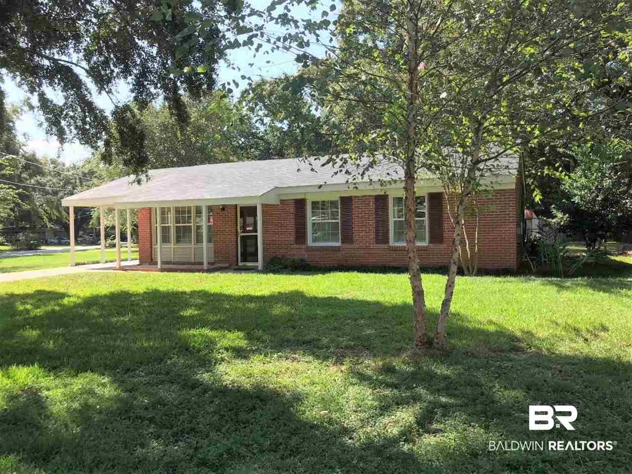650 Wilshire Road Mobile, AL 36609 - Photo 1 of 14