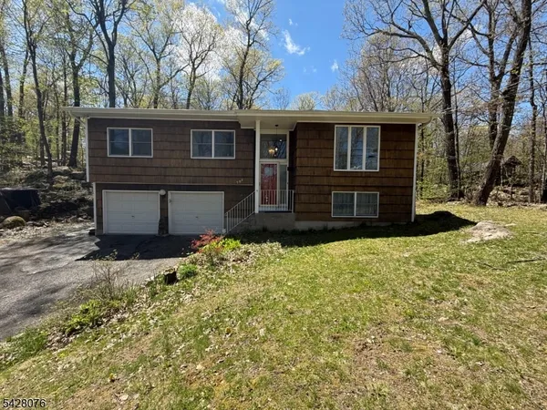 $4,000 | 508 Terrace Drive, Vernon, NJ 07462