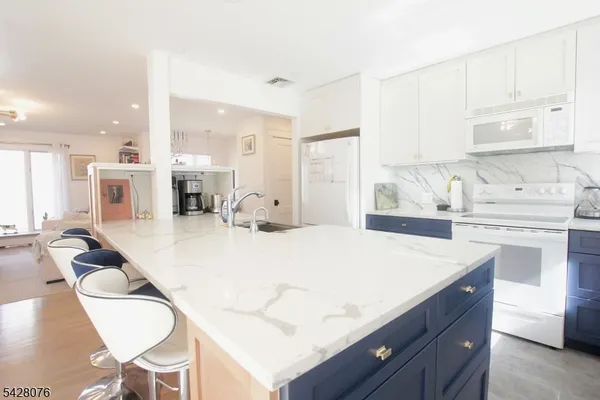 $4,000 | 508 Terrace Drive, Vernon, NJ 07462