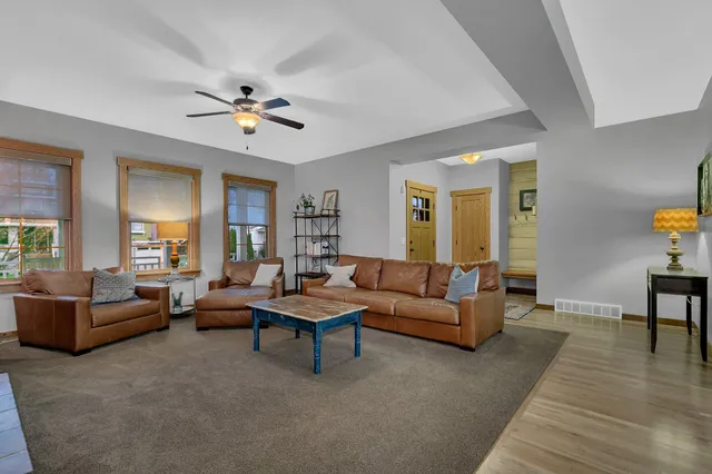 $579,900 | 912 21st Avenue North, Sartell, MN 56377