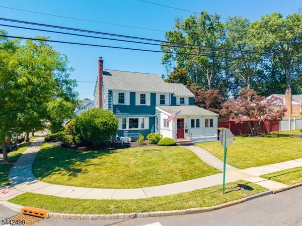 $799,000 | 1100 Edgewood Road, Elizabeth, NJ 07208