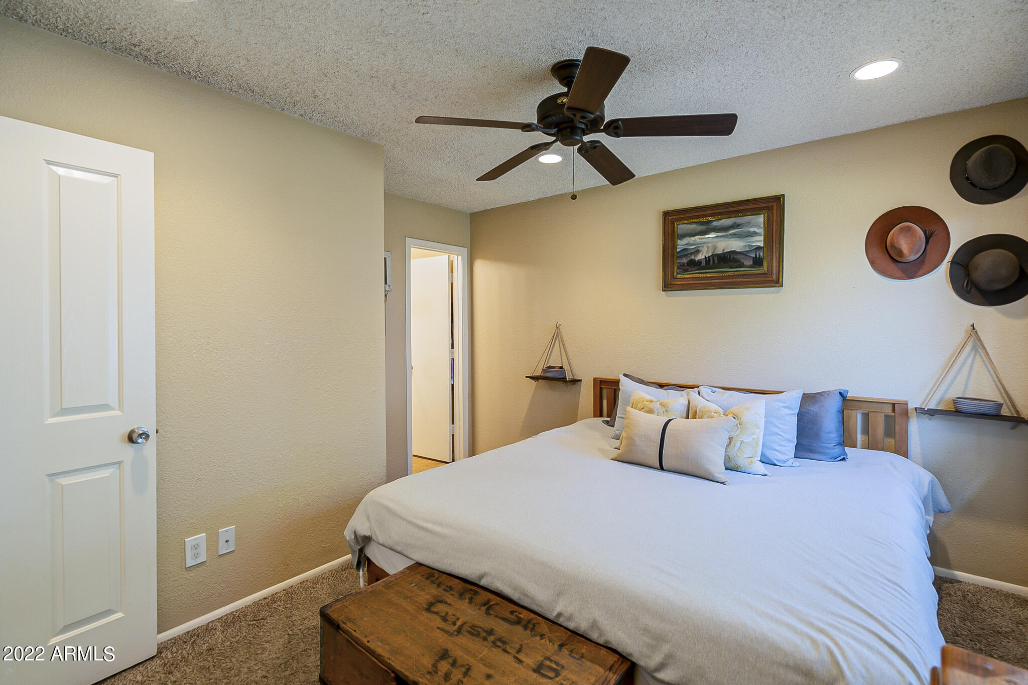 3831 West Redfield Road Phoenix, AZ 85053 - Photo 9 of 23