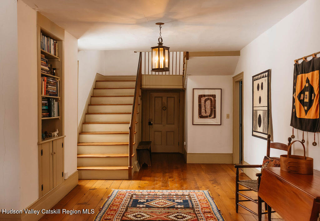 1193 Albany Post Road Gardiner, NY 12525 - Photo 4 of 45 wap use foyer staircase straight on