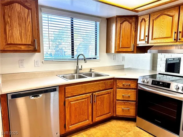 $950,000 | 1316 Capri Drive, Boulder City, NV 89005