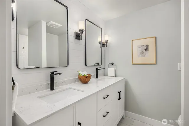 $865,000 | 9280 Northeast Lovgreen Road, Bainbridge Island, WA 98110