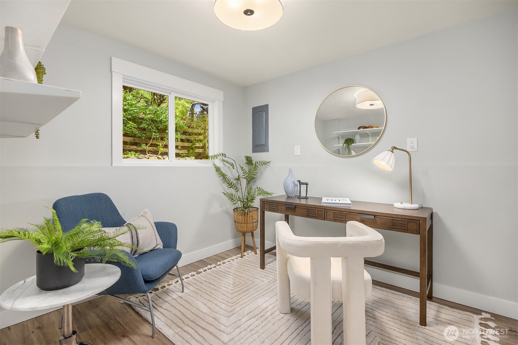 9280 Northeast Lovgreen Road Bainbridge Island, WA 98110 - Photo 27 of 40 a living room with furniture