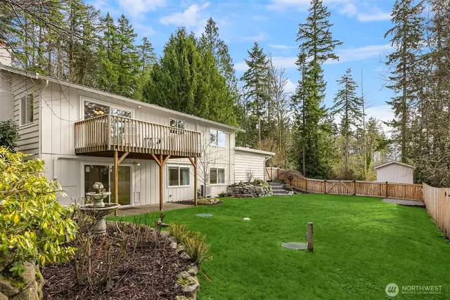 $865,000 | 9280 Northeast Lovgreen Road, Bainbridge Island, WA 98110
